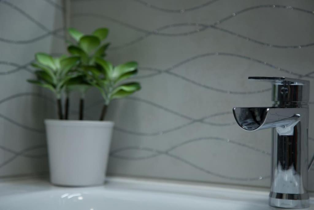 Stylish Studio In Only 50 Meters From Beach ! Ница Екстериор снимка